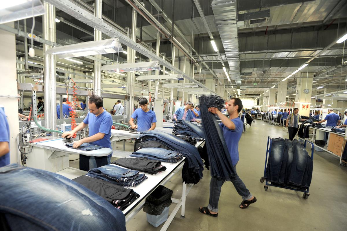 Die Bedeutung von Inspektionen während der Produktion: Qualität in jedem Schritt sicherstellen