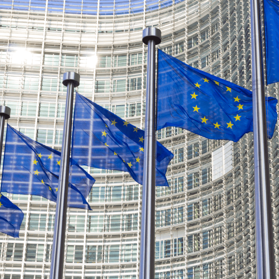 Umsetzung der EU-Batterieverordnung: Herausforderungen und Chancen Umsetzung der EU-Batterieverordnung: Herausforderungen und Chancen