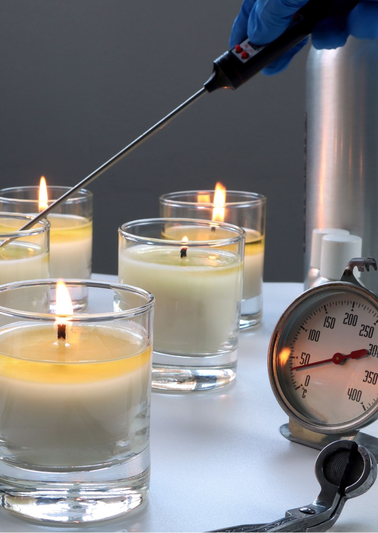 Hướng Dẫn Về Việc Đảm Bảo An Toàn và Tuân Thủ Cho Nến Tại Thị Trường Mỹ và Châu Âu Hướng Dẫn Về Việc Đảm Bảo An Toàn và Tuân Thủ Cho Nến Tại Thị Trường Mỹ và Châu Âu